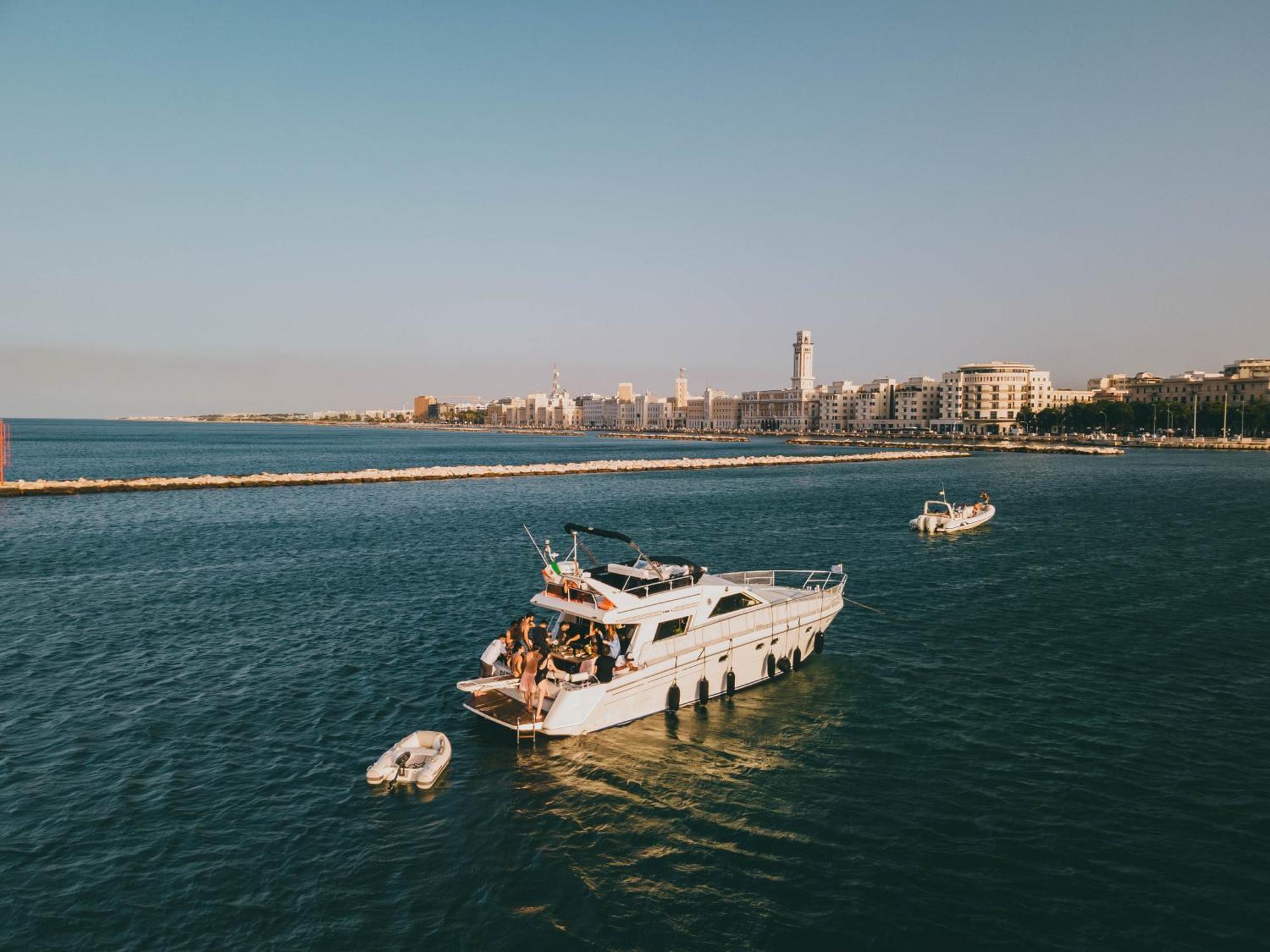 Discoverboat - Pita - Exclusive Boat&Breakfast บารี ภายนอก รูปภาพ